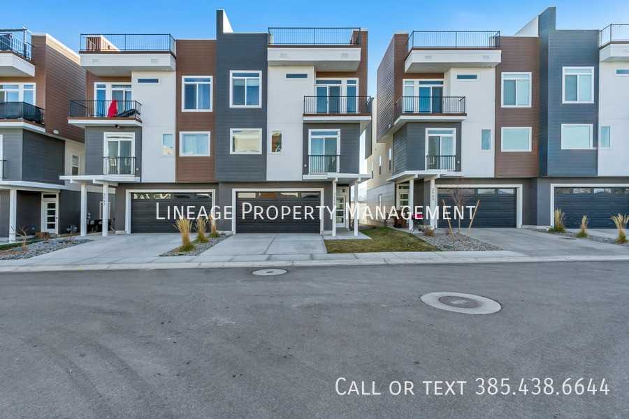 3559 S Lydia Ann Ln - Photo 2 of 20