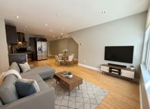 319 S Juniper St #A - Photo 1 of 1