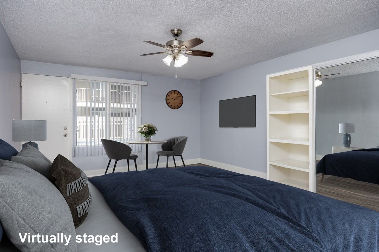 633 East 1st Street - Photo 6 of 27