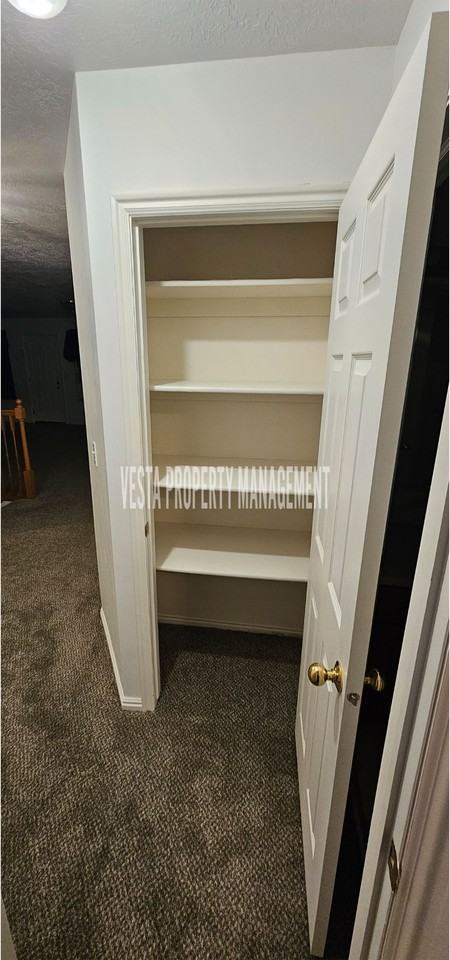 981 Hudson St #1 - Photo 7 of 42