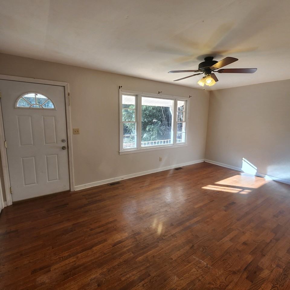 60 Stallings Rd #1 - Photo 3 of 12