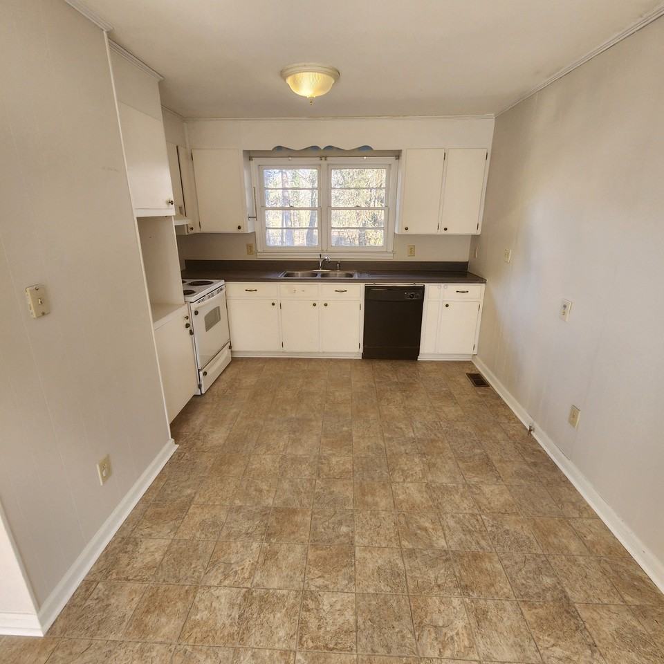 60 Stallings Rd #1 - Photo 5 of 12