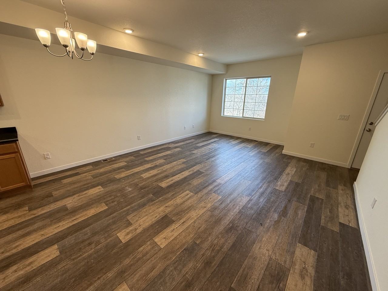 885 E 98th Ave #1 - Photo 6 of 18