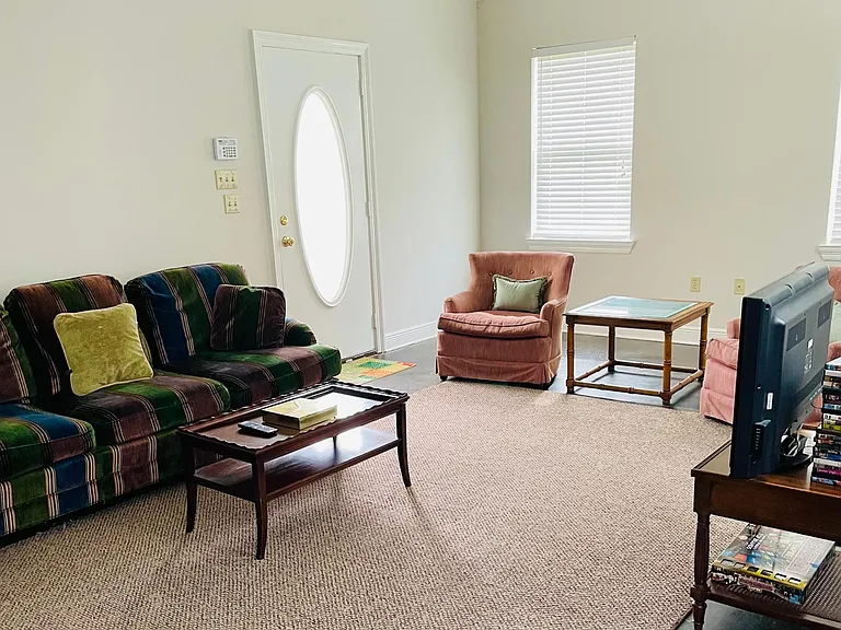 1501 Harwich Drive - Photo 7 of 26