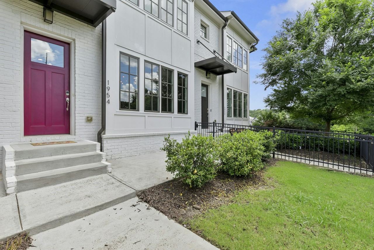 1954 Summit Trace Circle Northwest - Photo 2 of 45