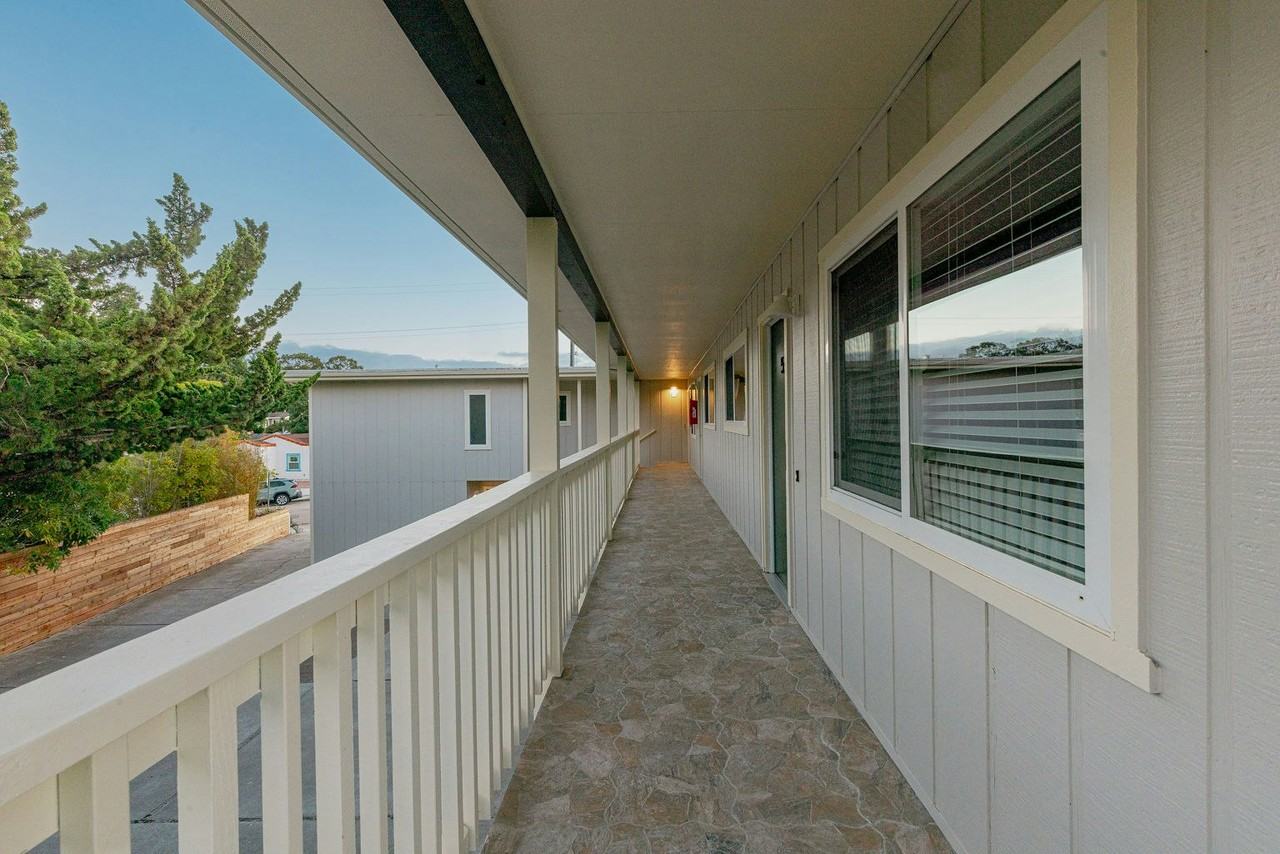 214 South Branciforte Avenue, Unit 4 - Photo 4 of 18