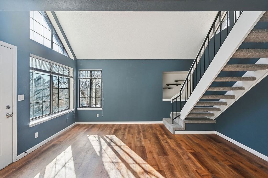 844 South Vance Street, Unit B - Photo 3 of 22