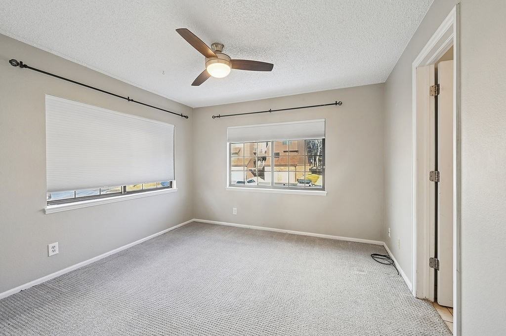 844 South Vance Street, Unit B - Photo 7 of 22