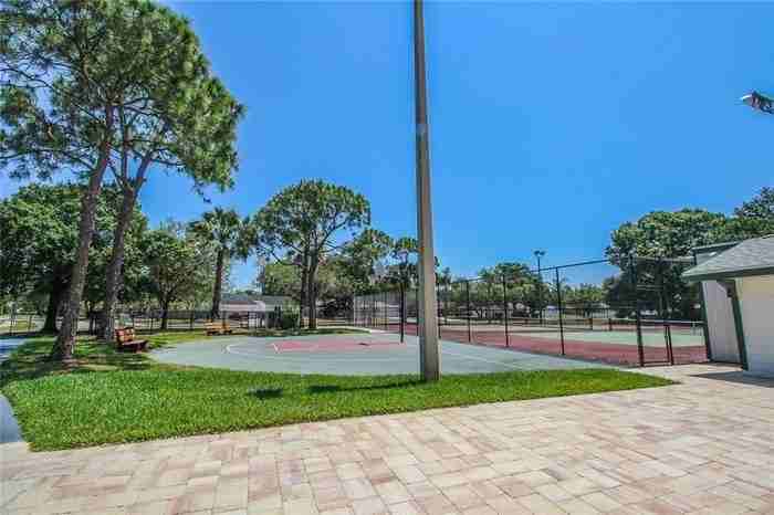 138 Hunter Lake Drive, Unit H - Photo 6 of 23