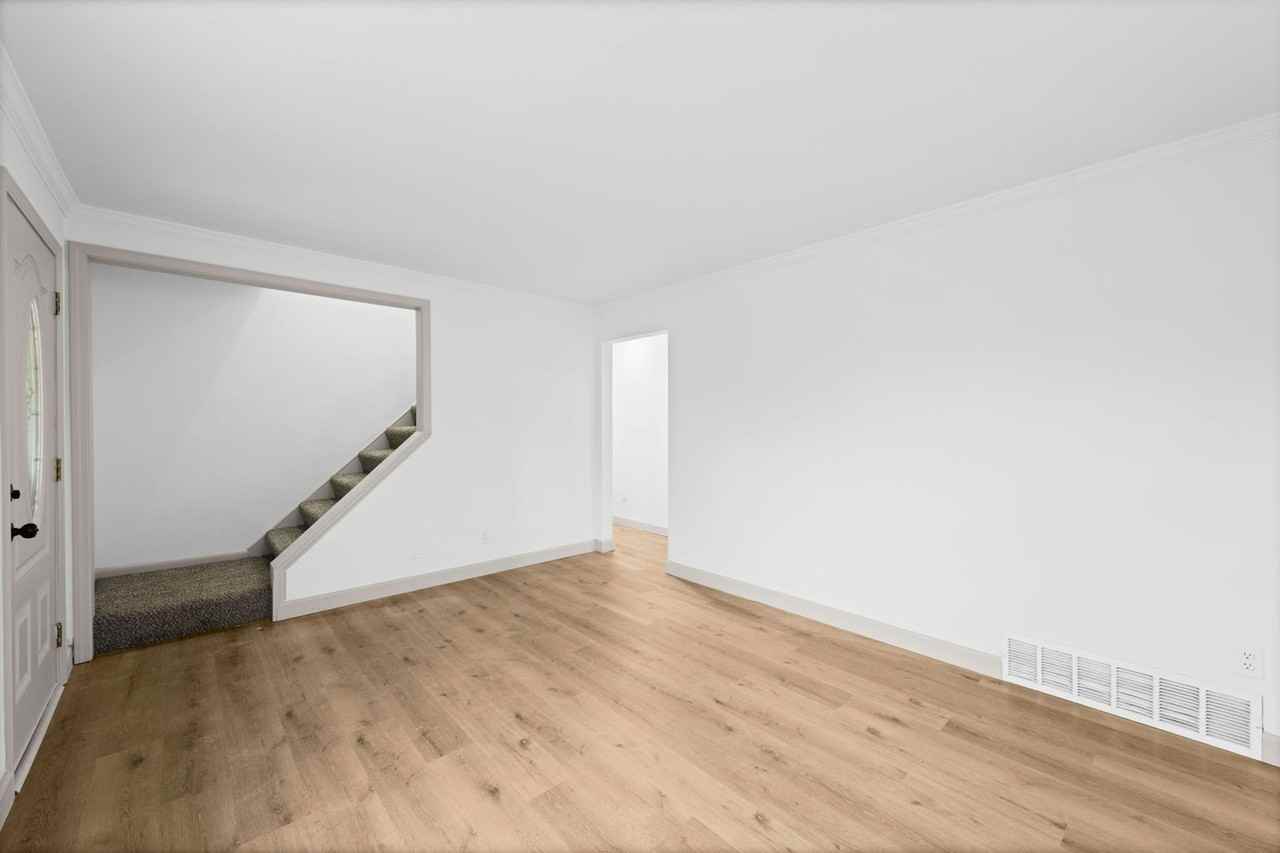 4769 Hardwick Drive - Photo 5 of 27