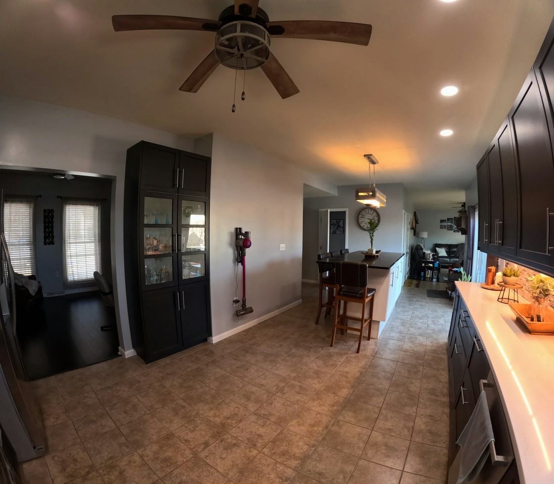 105 Joshua Dr - Photo 4 of 31