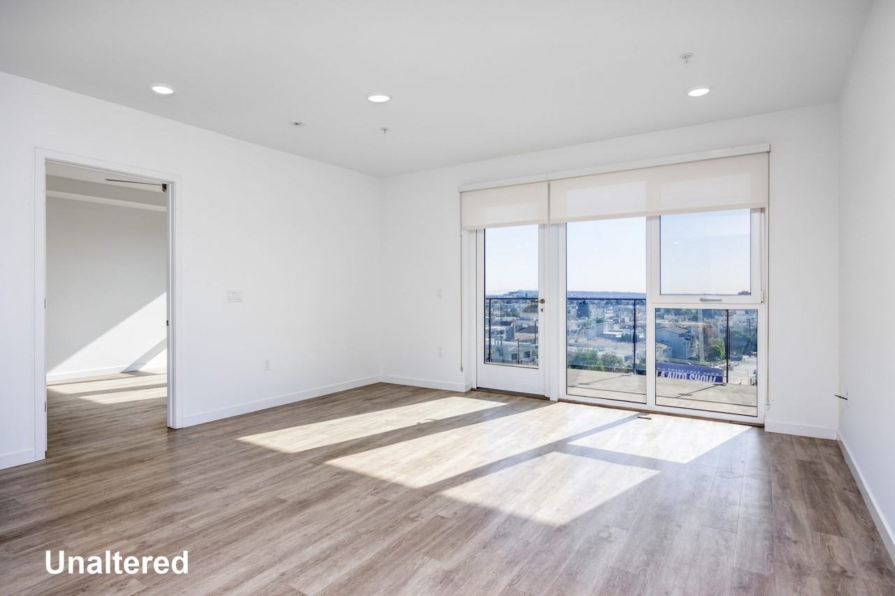 Picasso Brentwood - Photo 4 of 50