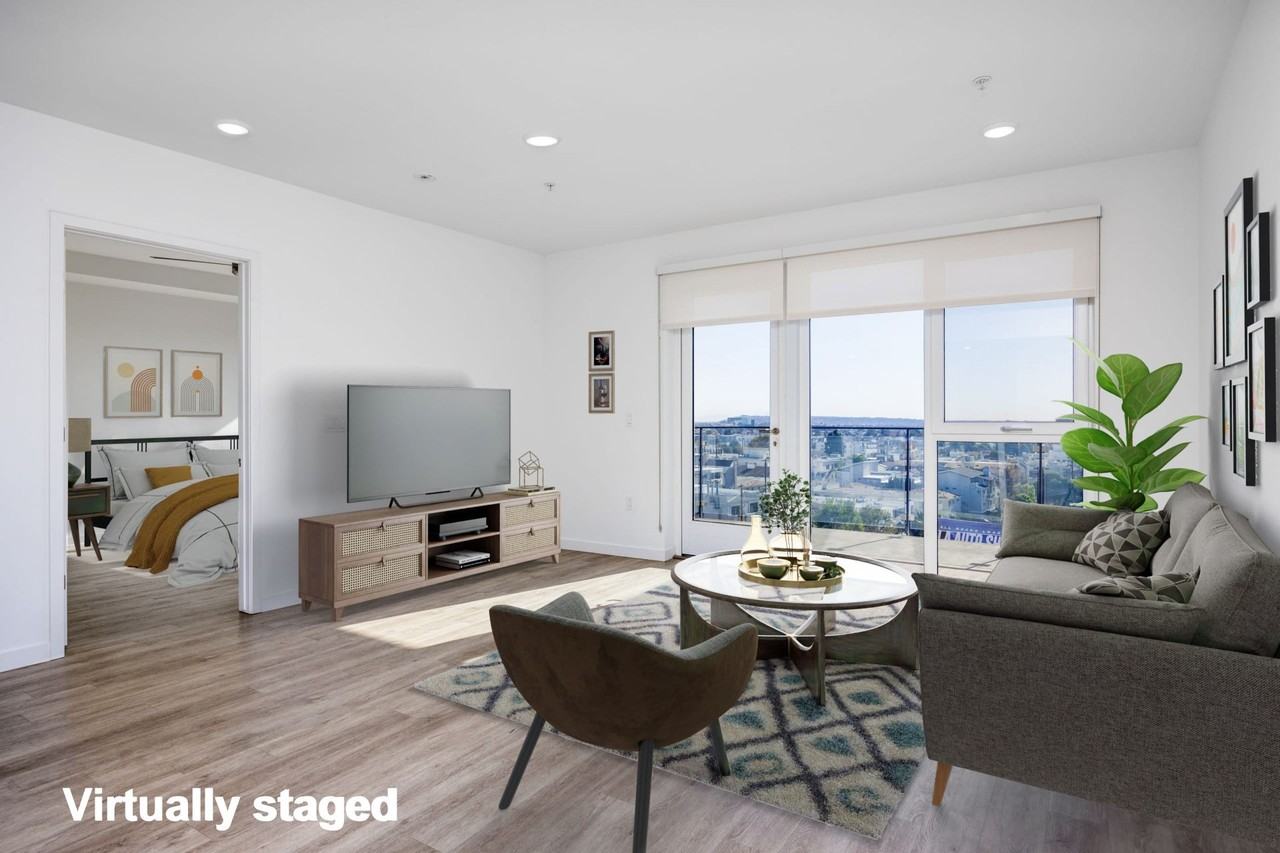 Picasso Brentwood - Photo 5 of 50