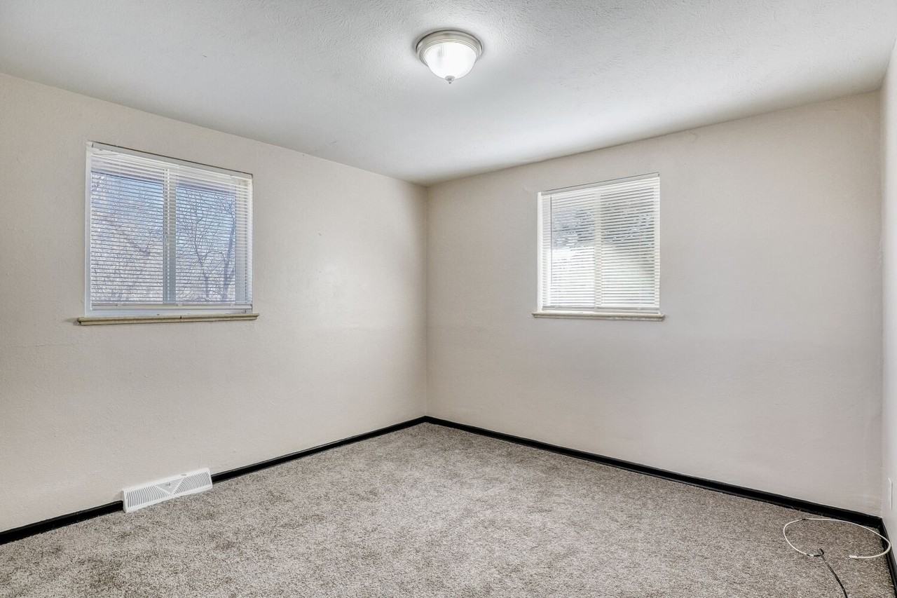 2462 Teller St #2462 - Photo 6 of 15