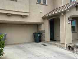 featured image of 1047 Bridlewood Dr #1