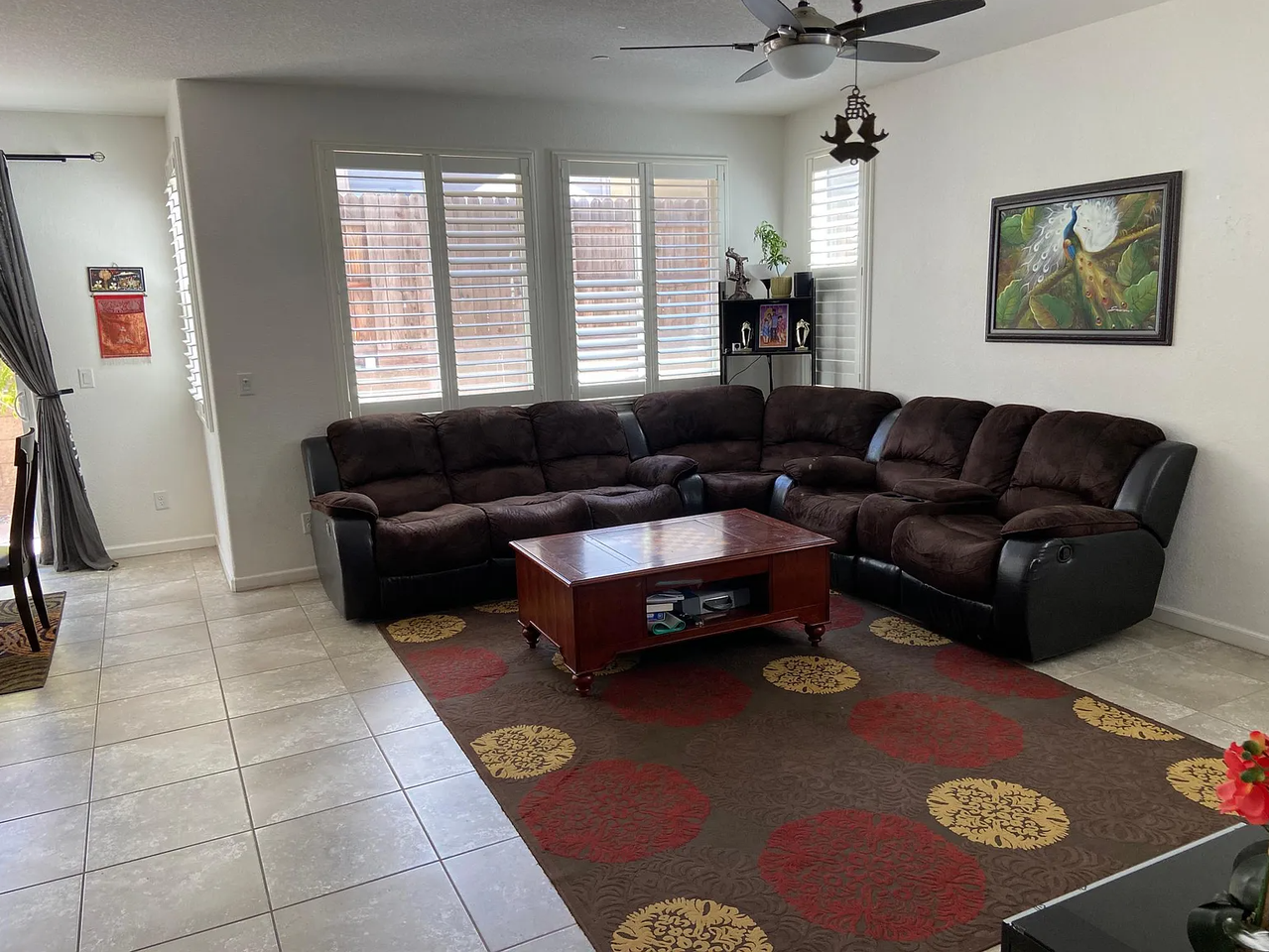 1047 Bridlewood Dr #1 - Photo 5 of 15