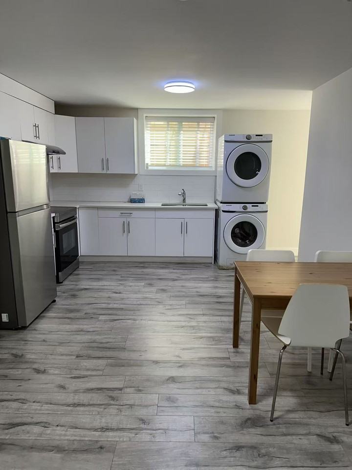 2575 166 Street #bsmt - Photo 7 of 7