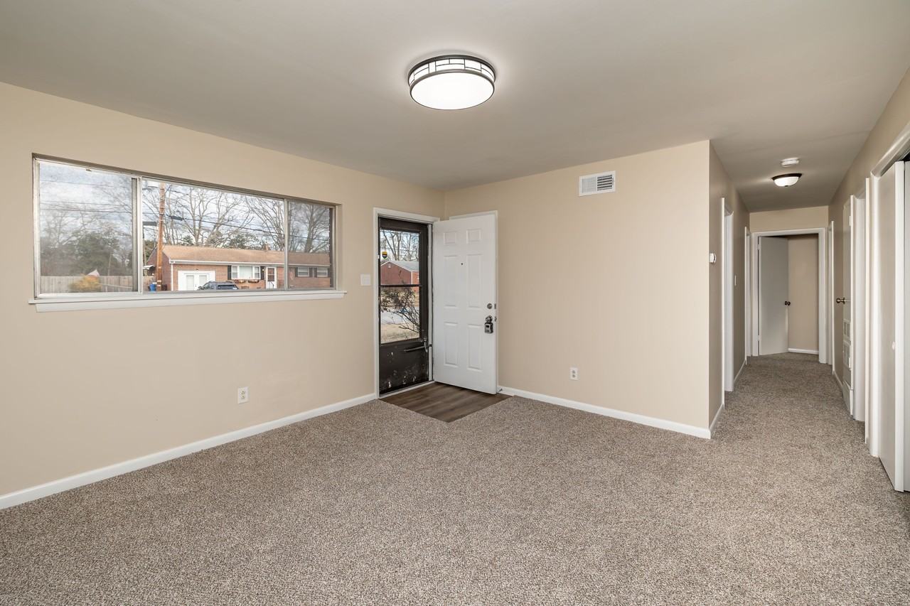 3945 Starboard Rd #1 - Photo 7 of 46