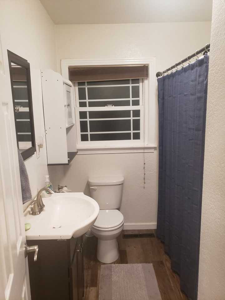 225 S Bailey St #NA - Photo 2 of 8