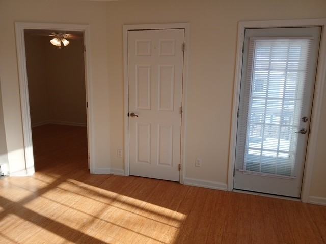 126 Urbandale Pkwy - Photo 3 of 16