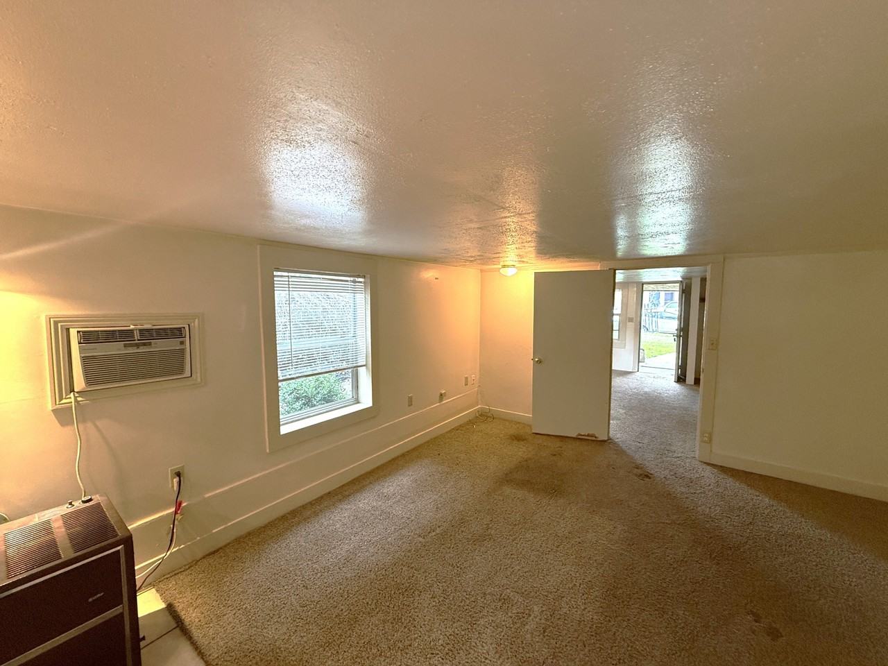 832 West 1st Street (K) - Photo 3 of 11