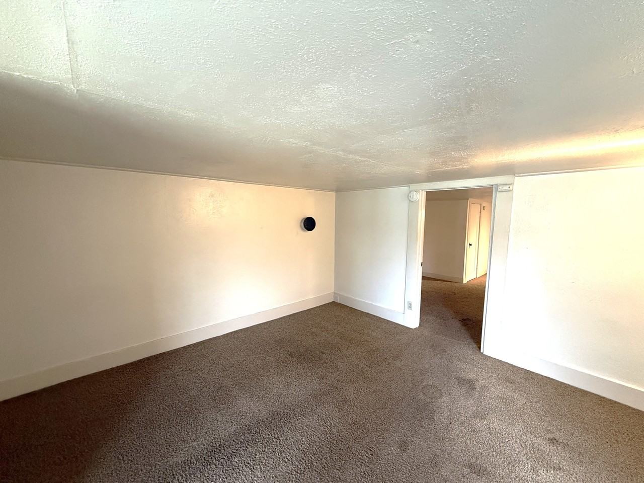 832 West 1st Street (K) - Photo 5 of 11