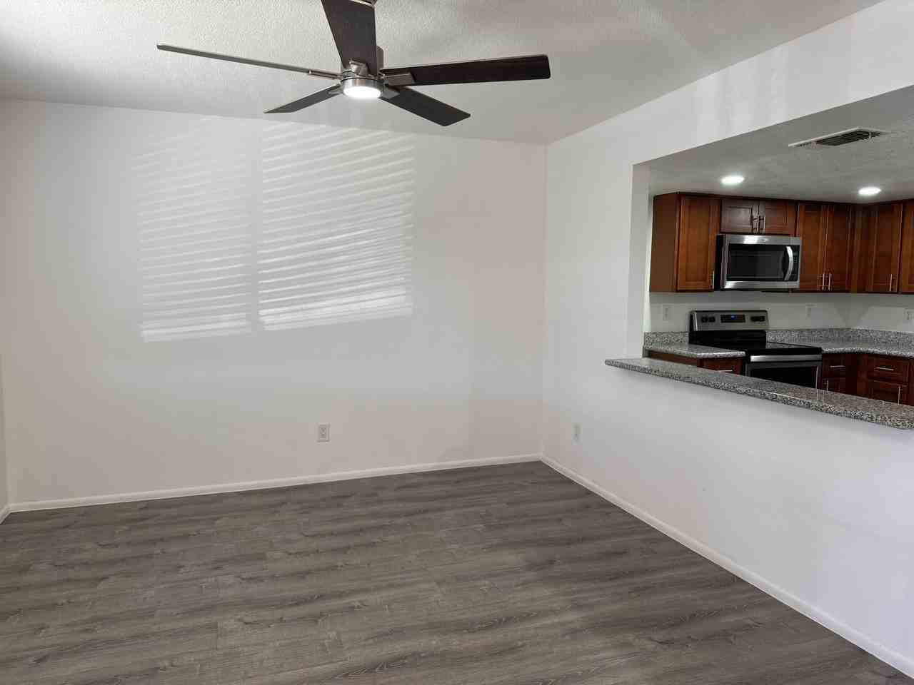 Premier Apartments - Photo 6 of 13