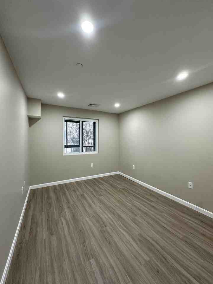 64 Willard Street - 110Unit 110 #110 - Photo 7 of 12