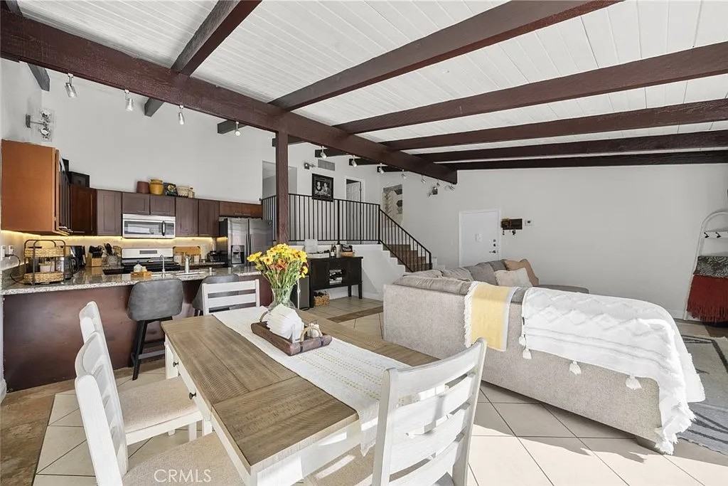 7924 Woodman Ave #35 - Photo 5 of 15