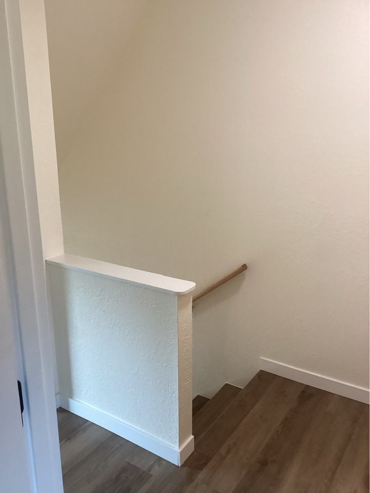 847 Southeast East Slope Road - Photo 7 of 17