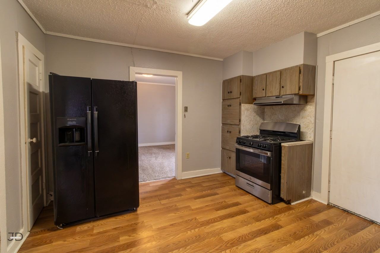 4709 Coronado Avenue - Photo 6 of 16