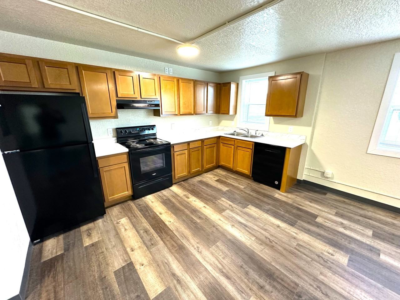 920 N 2nd St - 11 Plex - Photo 2 of 15