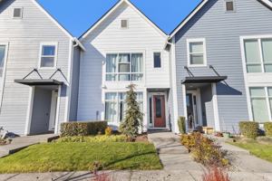 featured image of 7447 Se Chinquapin Dr #7447