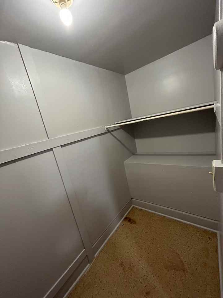 116 Maywood Dr 5 - Photo 6 of 9