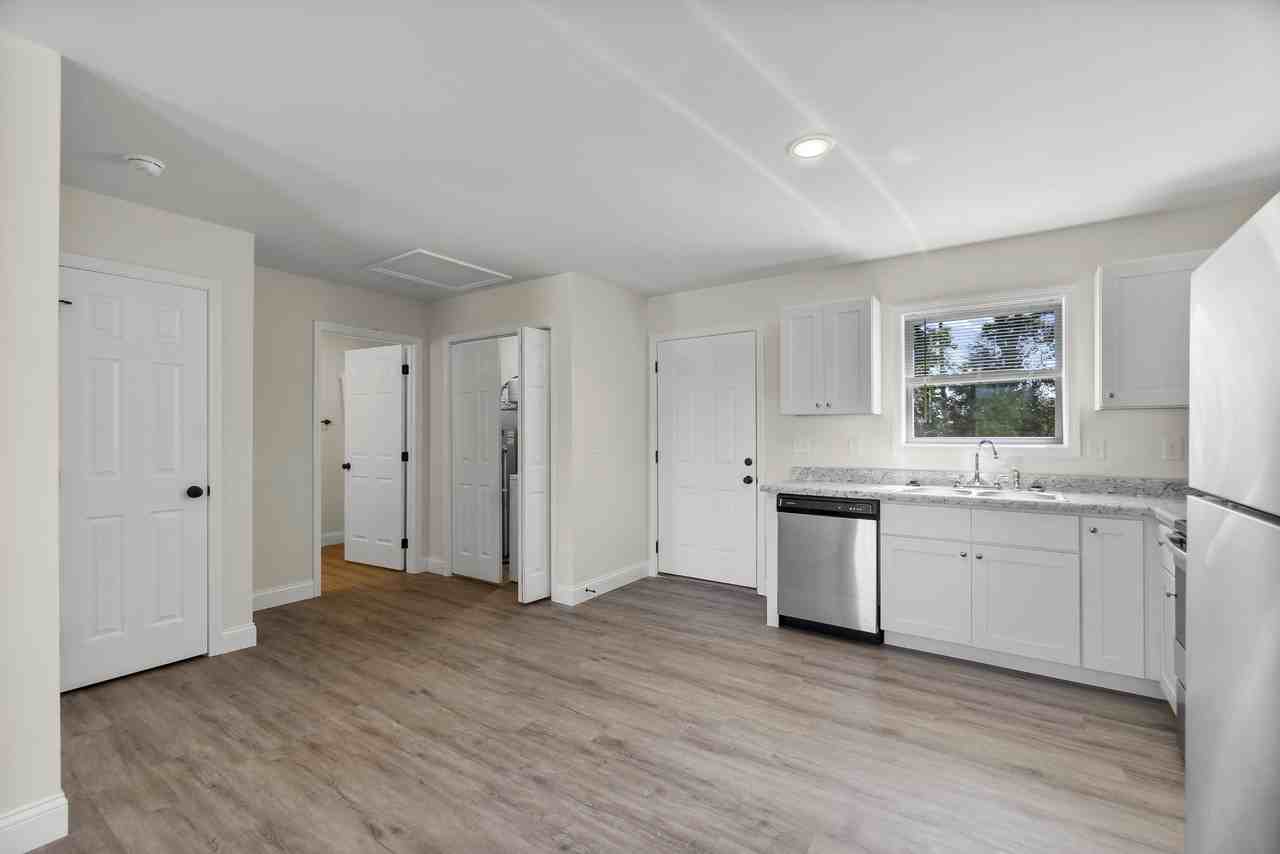 222 Iylas Ln - Photo 2 of 5