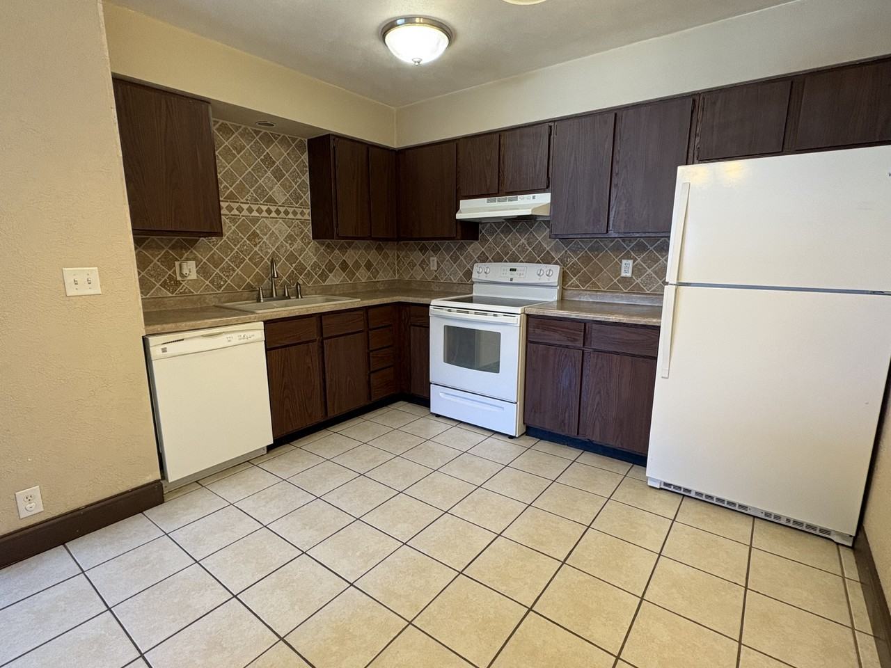 3408-3422 W Richwoods Blvd, Peoria - Photo 7 of 14