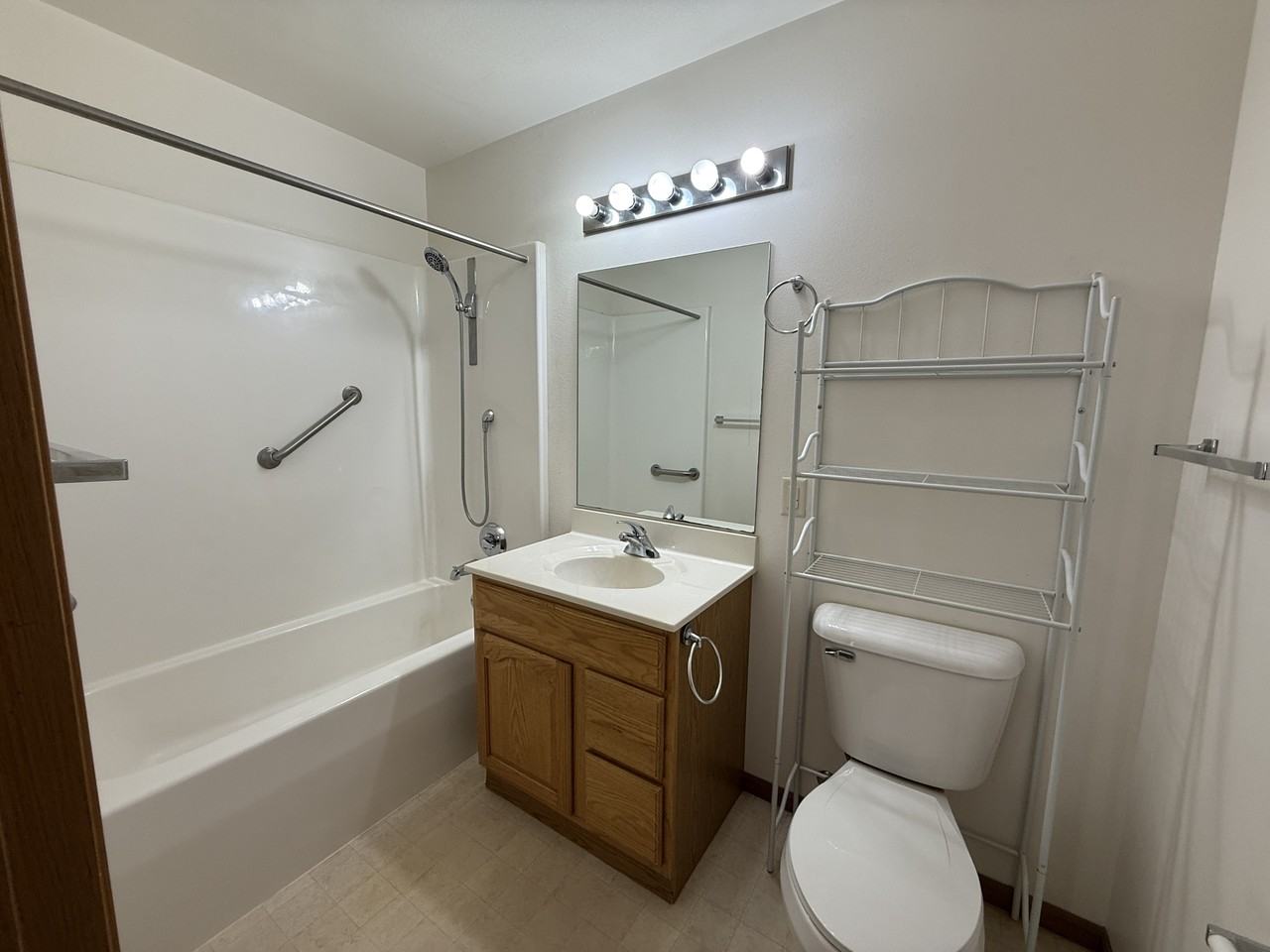 1324 8th Avenue Northeast - Photo 7 of 7