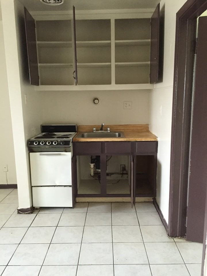 10201 Plymouth Rd - Photo 2 of 11