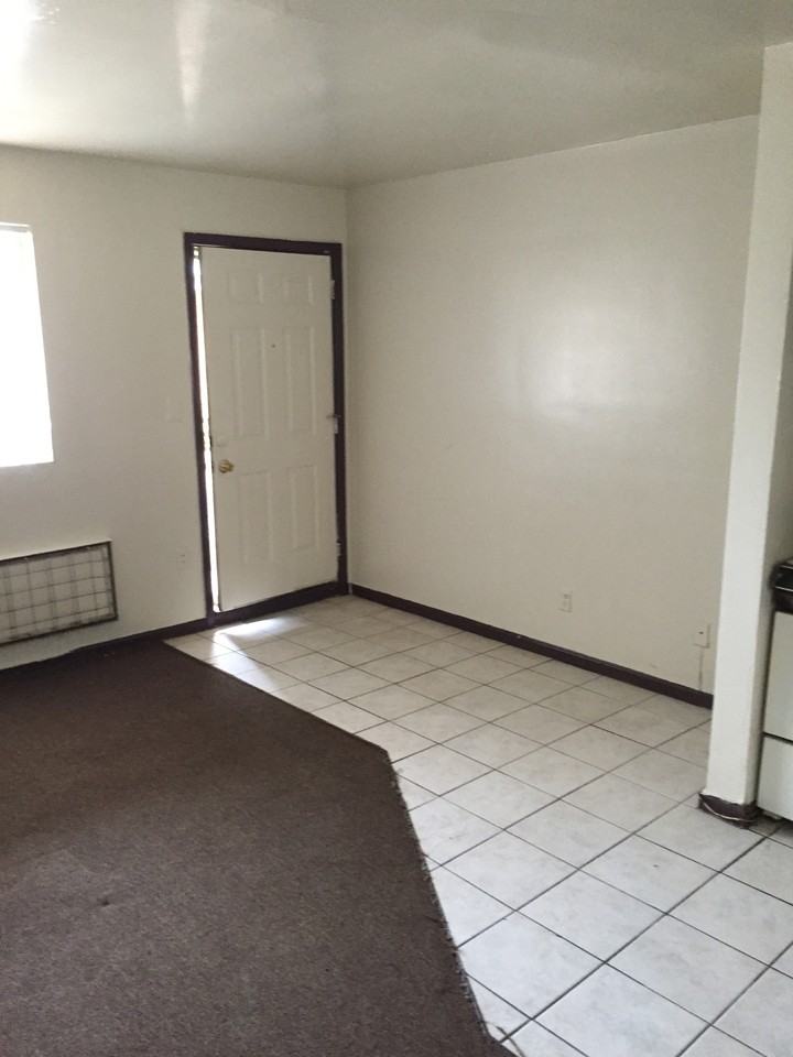 10201 Plymouth Rd - Photo 3 of 11