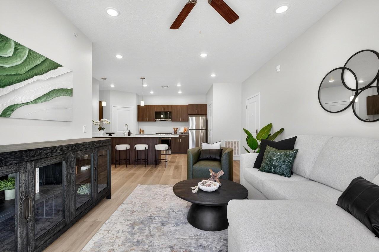 Mountain View Apartments - Photo 7 of 50