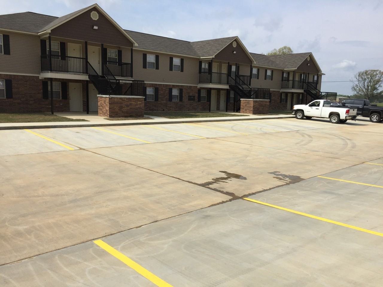 Meadowview - Photo 2 of 10