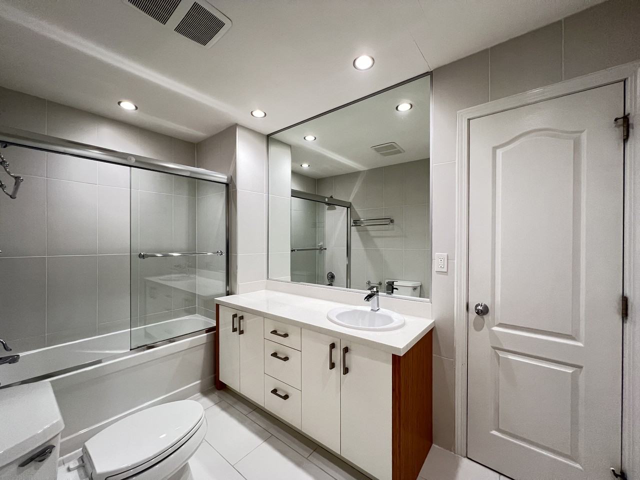 Comstock Rd & Livingstone Pl - Photo 3 of 20