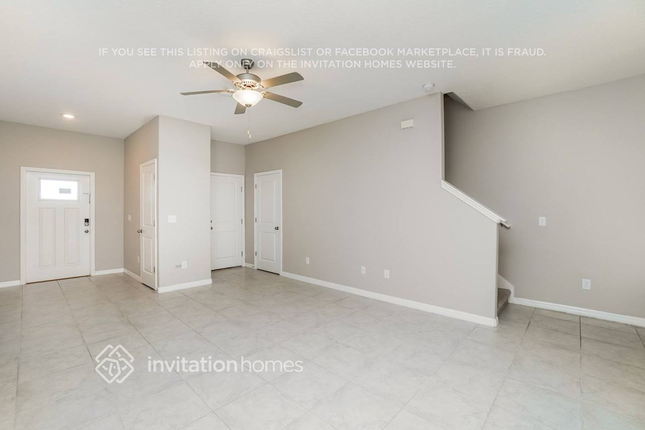 8481 Campus Woods Way - Photo 4 of 25