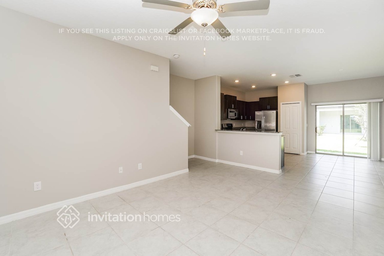 8481 Campus Woods Way - Photo 5 of 25