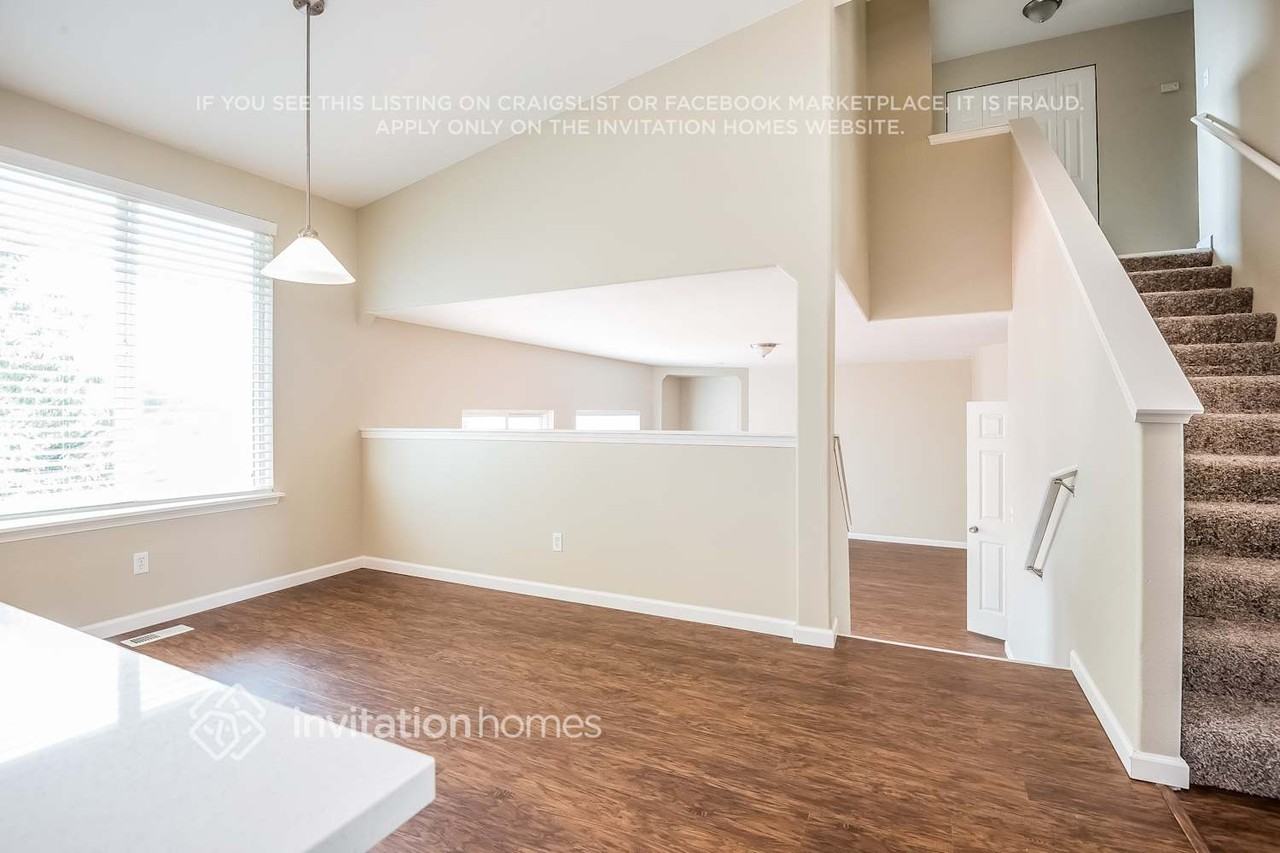 19817 15th Ave E - Photo 4 of 18