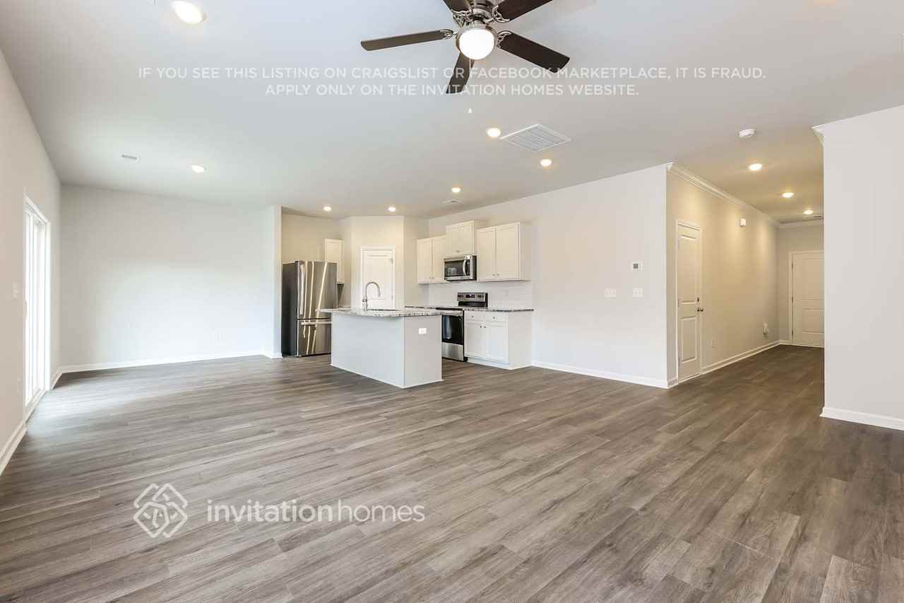 3968 Zepelin Way - Photo 7 of 18