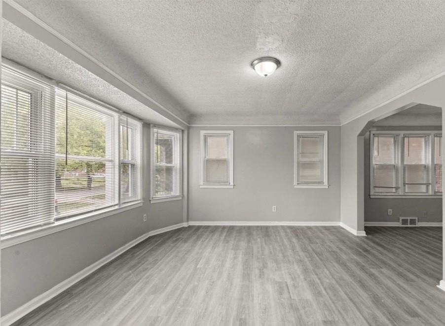 4268 Cortland St #1 - Photo 3 of 13