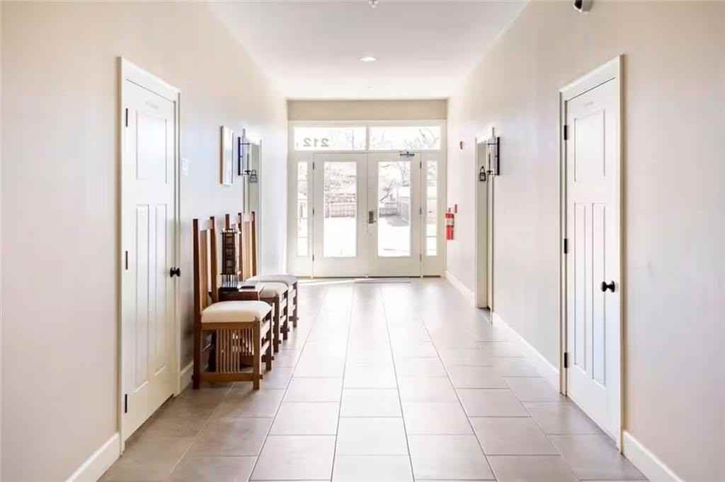 212  SE A  ST Unit #11 #11 - Photo 3 of 22