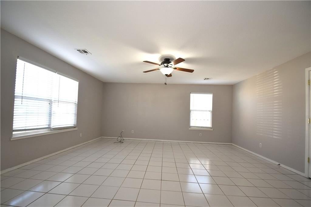 2510 Se 4th St - Photo 6 of 17