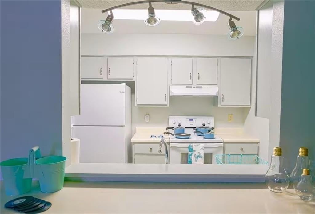 106 Nw Park St #A - Photo 7 of 18